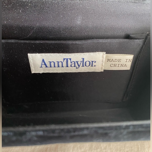 Ann Taylor black velvet evening shoulder bag with tassel - Picture 6 of 6